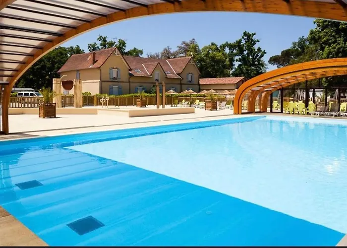 Le Txoko 营地 利和米克斯